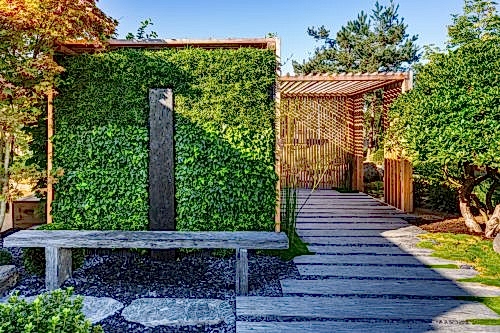 Vertical Garden and Planting Systems
