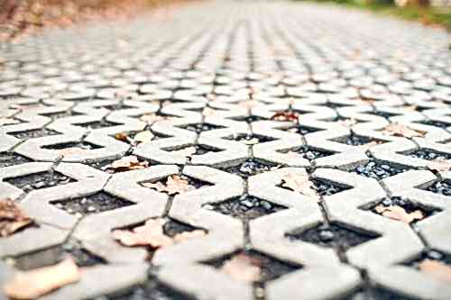 Stone Paving Applications: Aesthetic and Durable Ground Solutions