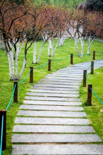 Sleeper Applications: Natural and Aesthetic Landscaping Solutions